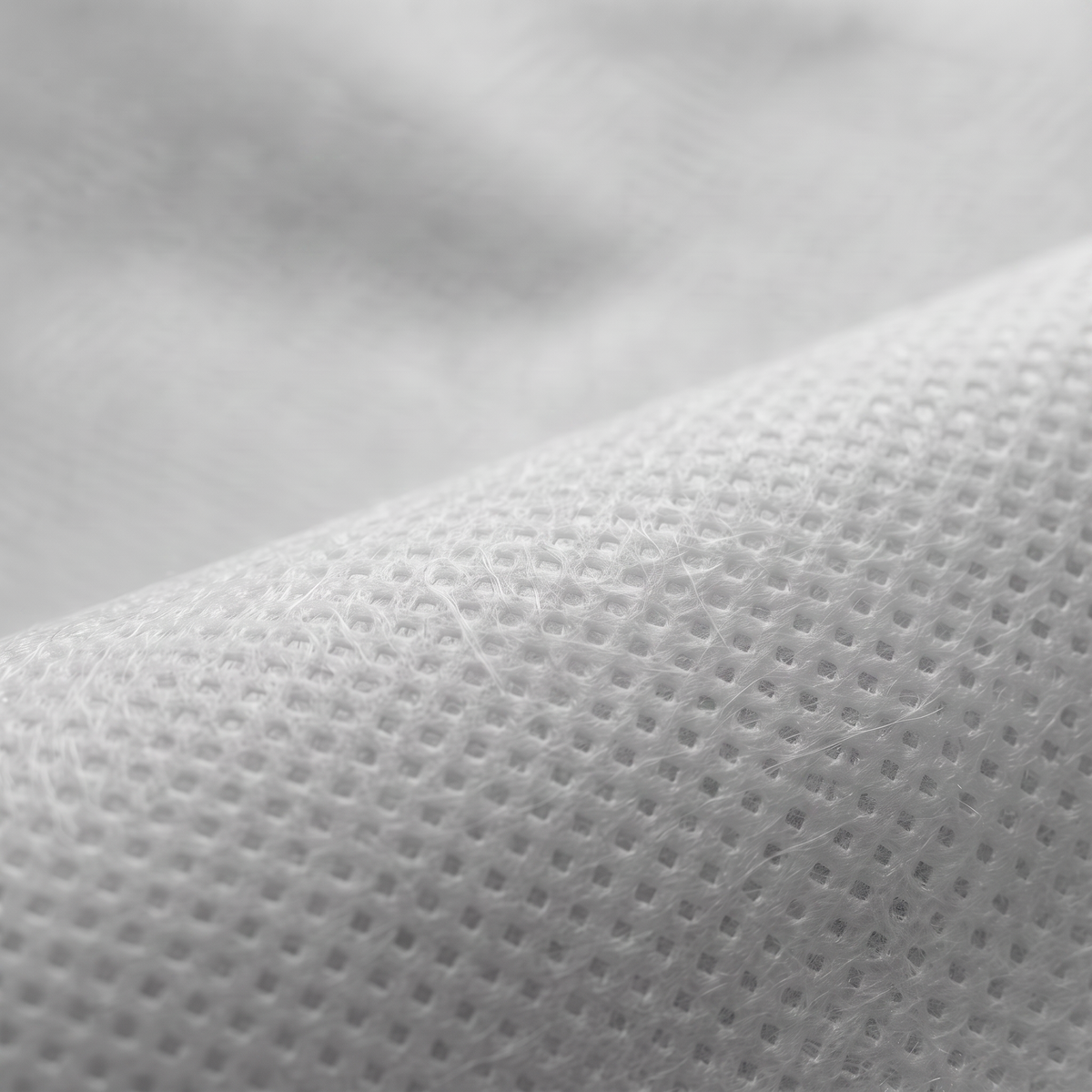 Ύφασμα NON WOVEN 50gr σε λευκό, διαθέσιμο σε πλάτη 90cm και 160cm, για επενδύσεις επίπλων.