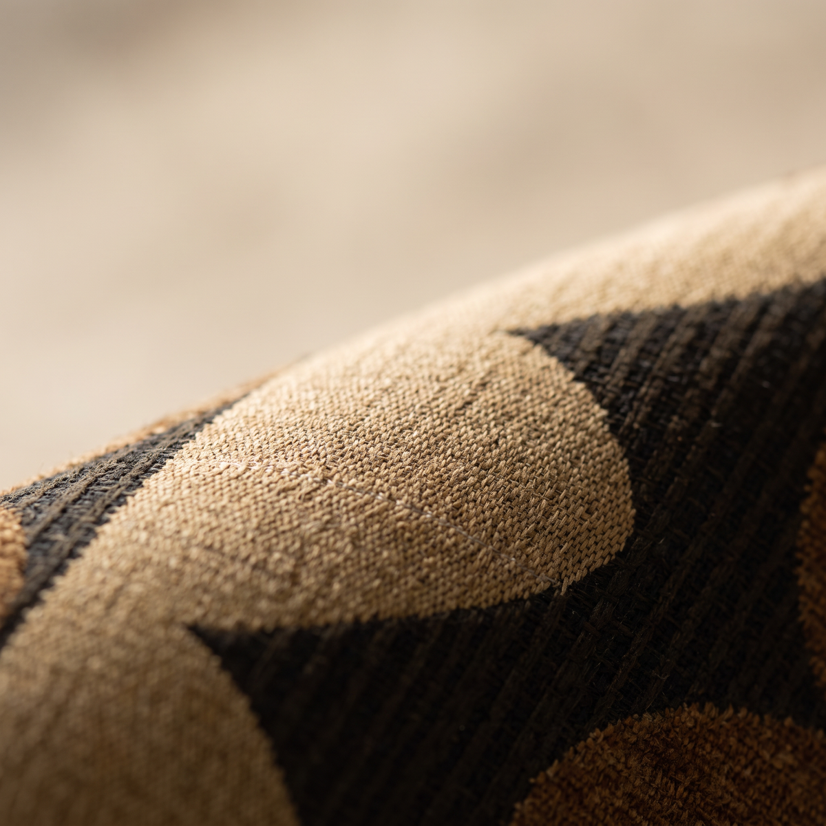 Ύφασμα LIMOGUES 140 εκ. — ORION LIMOGUES-10 upholstery fabric swatch – color and texture
