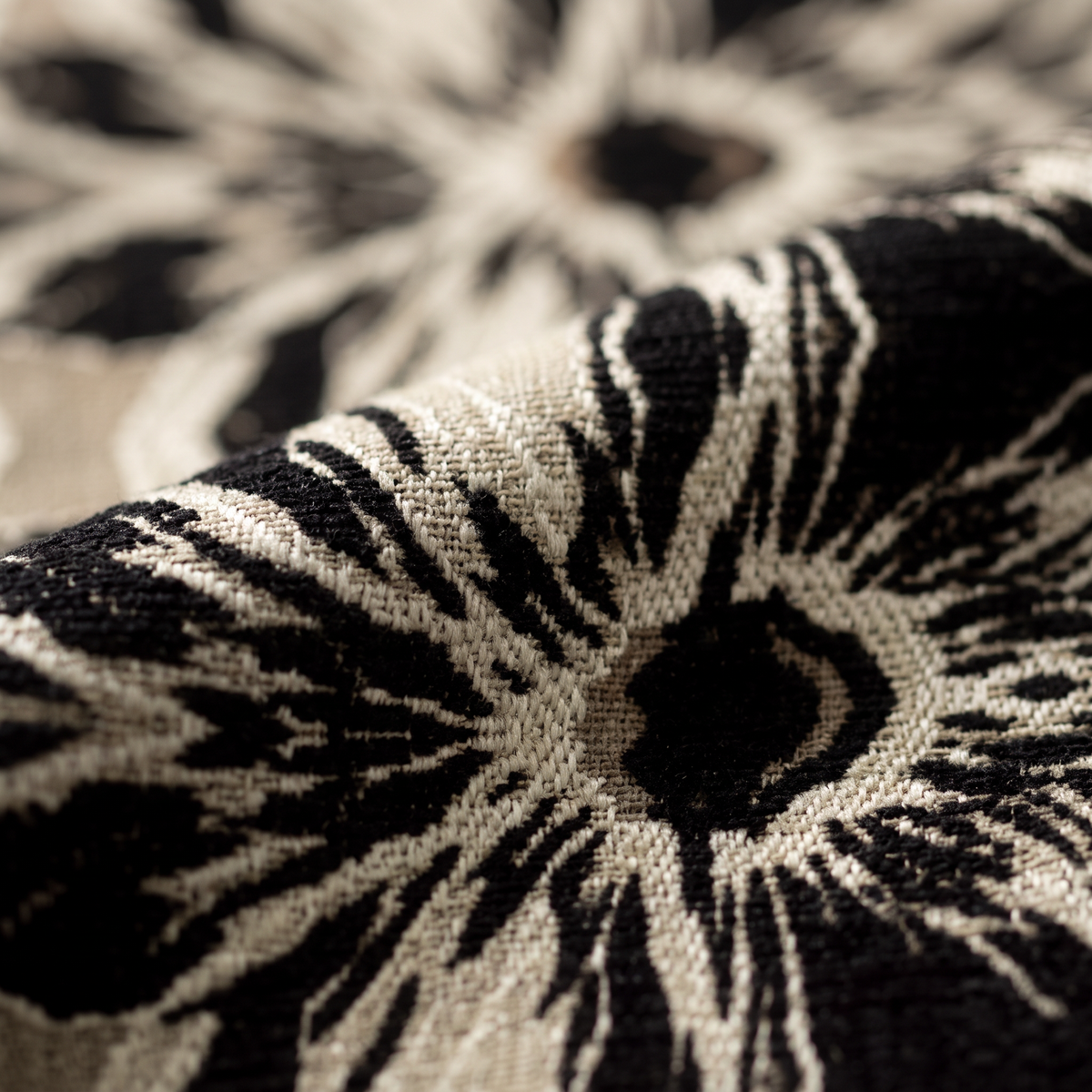 Ύφασμα LIMOGUES 140 εκ. — ORION LIMOGUES-47 upholstery fabric swatch – color and texture